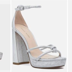 NEW PELLE MODA GILLIAN SANDAL SILVER METALLIC SUEDE Chunky Heel Women's Size 10